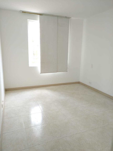 Imagen 4 de 12 de Apartamento En Arriendo En Cali Prados Del Limonar