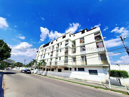 Apartamento En Venta Barquisimeto Zona Oeste 24-18988 App 24-18988