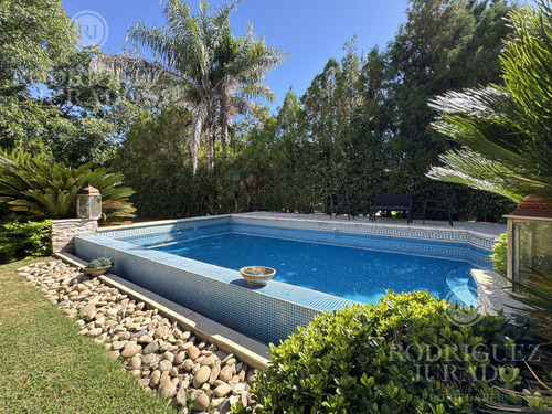 Casa De 400m2 En Venta Barrio Privado Septiembre - Maschwitz