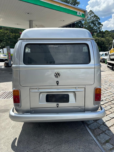 Volkswagen Kombi 1.4 Lotação Total Flex 3p