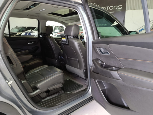 2020 Traverse Lt
