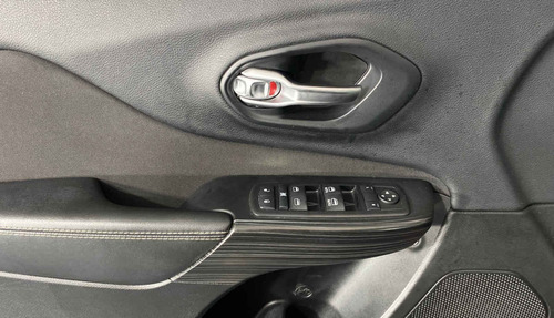 Imagen 8 de 15 de 121885 - Jeep Cherokee 2015 Con Garantía