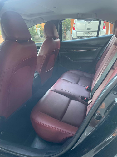 Mazda 3, 2023, Carbón Edition, Turbo 4x4 El Tope De Gama