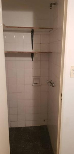 Imagen 18 de 19 de Departamento En Venta 2 Ambientes Con Dependencia De Servicio Apto Profesional