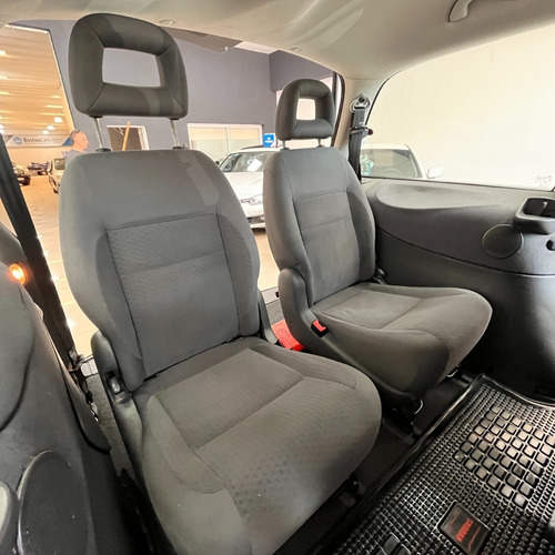 Imagen 21 de 23 de Volkswagen Sharan 1.8t 2010 Impecable 7 Asientos Autolider