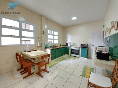 Imagem 18 de 25 de Apartamento Espaçoso Frente Praia Das Pitangueiras À Venda - Ap06279 - 70321290