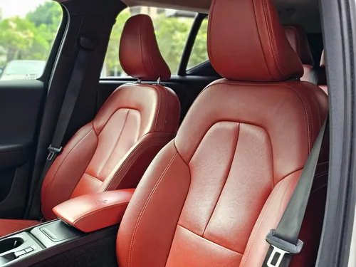 Volvo Xc40 Momentum T4