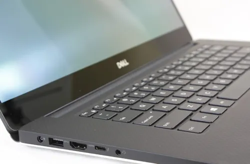 Dell Precision 5540 Laptop - Intel Core i7 9850H - 512GB SSD