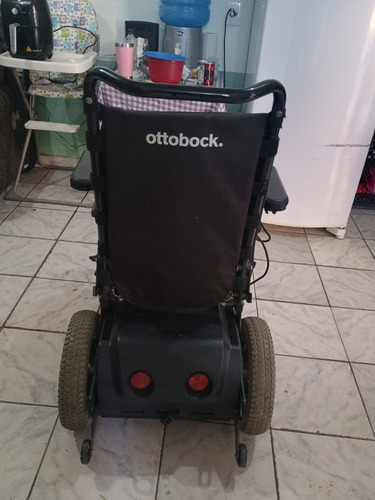 Cadeira Elétrica Ottobock B400