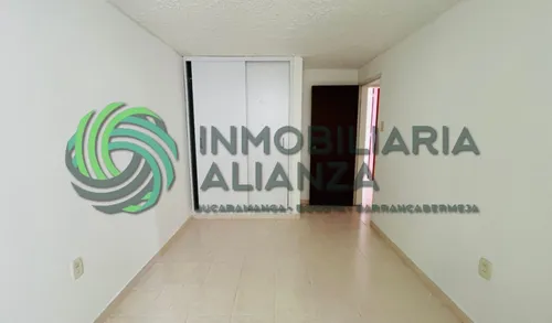 Apartamento En Arriendo En Antonia Santos. Cod A17024