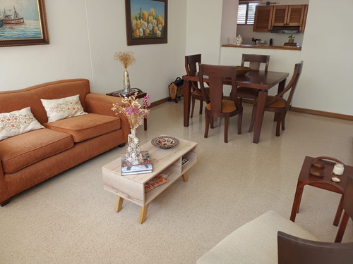 Apartamento Para Arriendo En Provenza Ac-63518