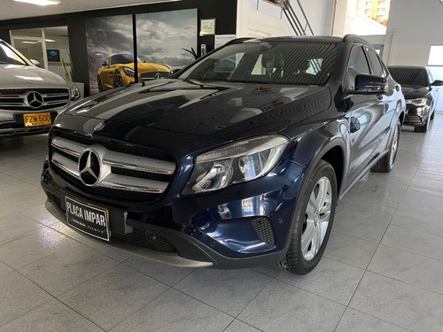 Imagen 2 de 17 de Mercedes Benz Clase Gla 200 Wag At 2017