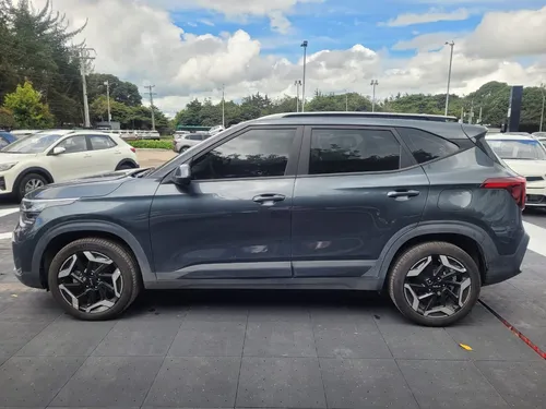 Kia Seltos 2.0 Zenith 4X2