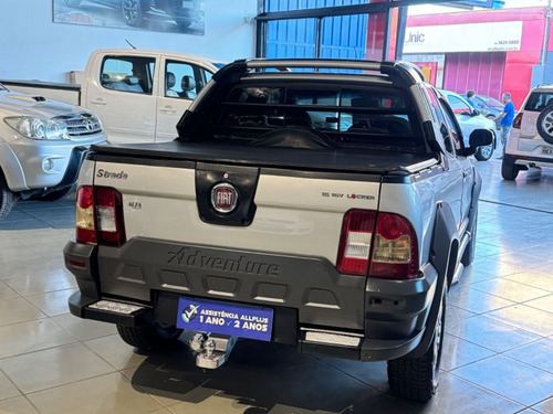 Fiat Strada Adventure 1.8 16V (Cabine Dupla)