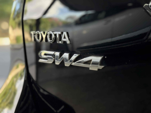 Toyota Hilux SW4 2.8 SRX 4X4 7 LUGARES 16V TURBO INTERCOOLER DIESEL 4P AUTOMÁTICO