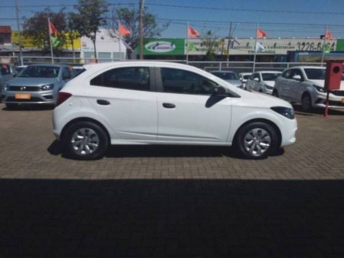 Imagem 9 de 9 de Chevrolet Onix 1.0 Mpfi Lt 8v Flex 4p Manual