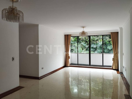 Arriendo Apartamento En El Poblado Castropol, Medellín