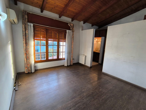 Alto Alberdi - Casa En Venta - 5 Dormitorios