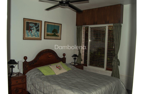 Casa En Venta En Moreno