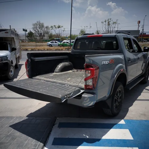 Nissan Frontier 2.5 Pro-4X Dc 4X4 Ta
