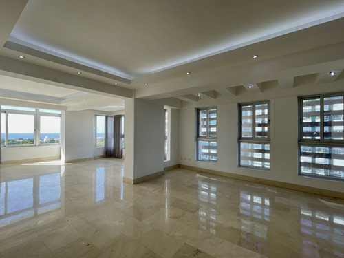 Apartamento En Con Vista Al Mar Y En El Mirador Sur En Venta, Cercano Avenida Anacaona Y Facil Acceso A Sectores Como Cacicazgos, Mirador Norte