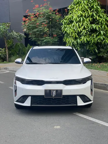 Kia K3 Cross 1.6 Zenith