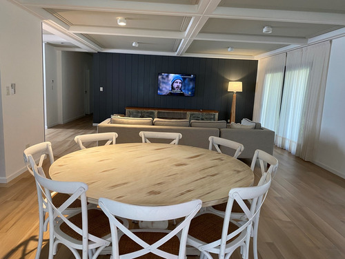 Casa Chalet En Venta En La Herradura, Pinamar, Costa Atlántica