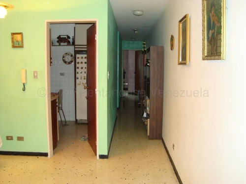 Los Chorros Edificio Comercial En Venta Mls #25-21914 Sl