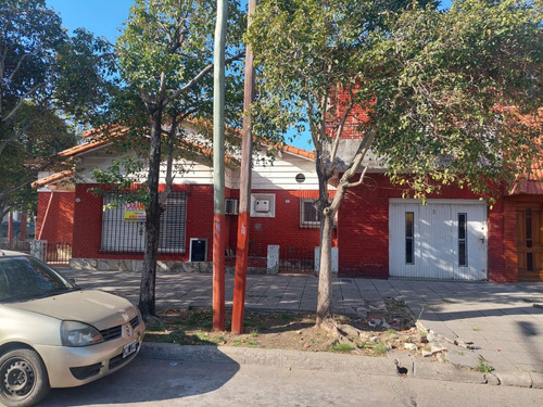 Casa En Venta En Lanús Oeste