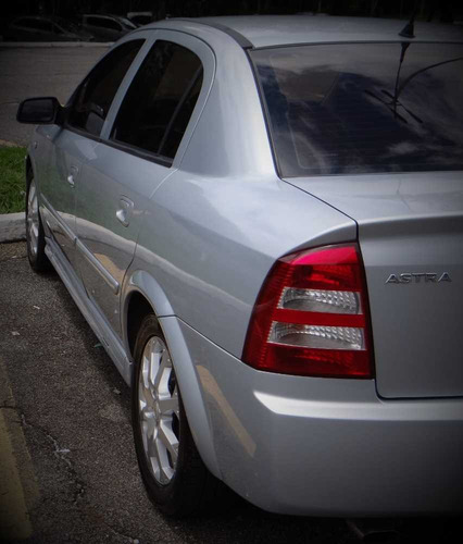 Chevrolet Astra 2.0 Advantage Flex Power 5p 2010