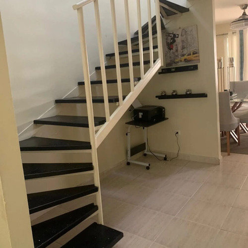 2496- Casa Duplex En Villa Mella, Sto. Dgo. Norte