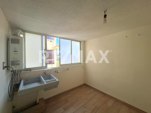 Departamento En Venta En Colonia San Andres Tetepilco- Iztapalapa