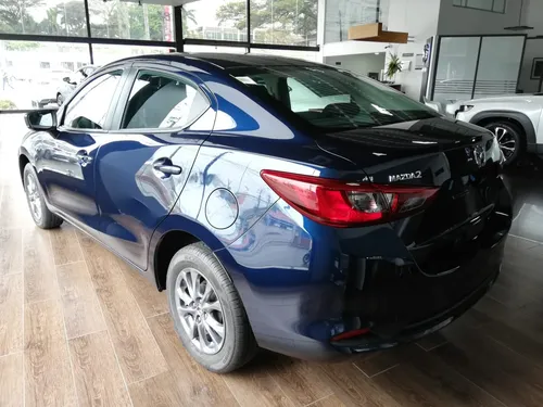Mazda 2 Touring At Sedan/yr