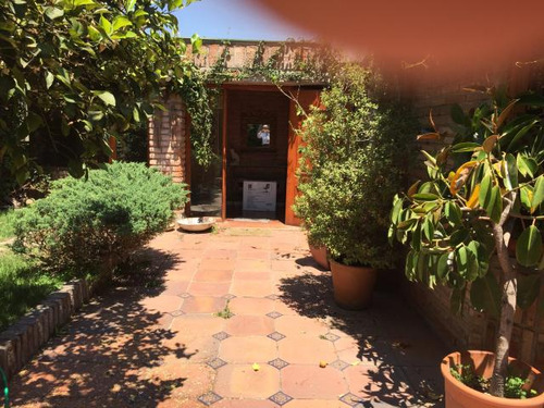 Casa Onofre Jarpa - Av Padre Hurtado/carlos Silva Vildósola