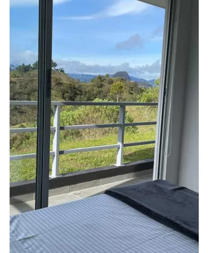 Casa En Guatape En Venta