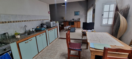 En Venta En Ciudad Jardin Chalet De 4 Ambientes, 3 Baños Dentro De Barrio Cerrado Ex Malibu; Esta Edificado Sobre Lote De 294m2 En Dos Plantas - F: 10023