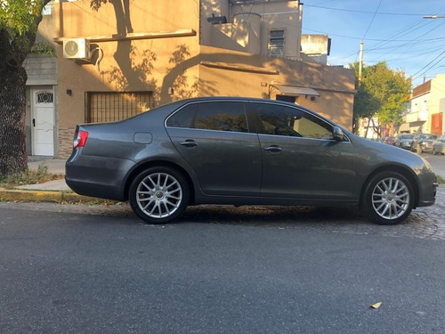 Volkswagen Vento 2.0 T Fsi