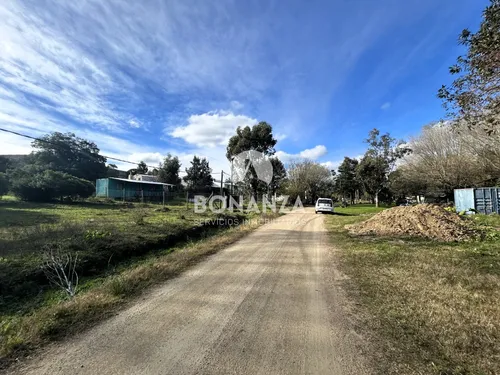 Terreno En Venta Piriápolis, Playa Hermosa. 21 Metros De Frente, 462 M²