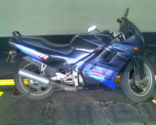 Moto Honda Cbr 450 Sr Aero Sport Negociable