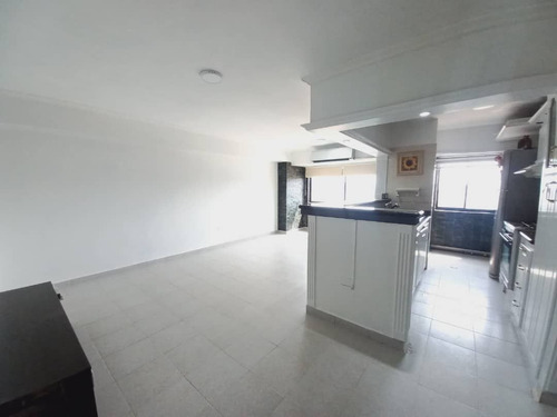 Apartamento En Alquiler Semiamoblado Res Normandia El Parral Jc-lp