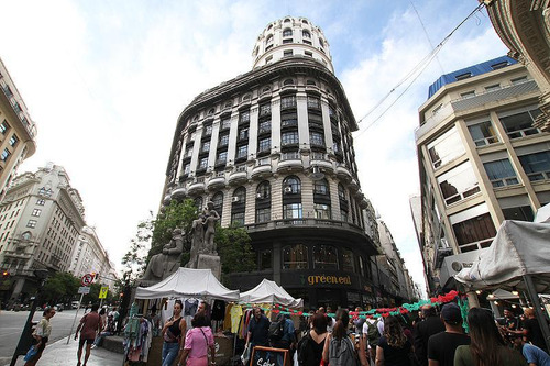 Roque Saenz Peña 615 1º Y 2º