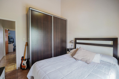 Duplex De 3 Ambientes Con Patio Y Cochera