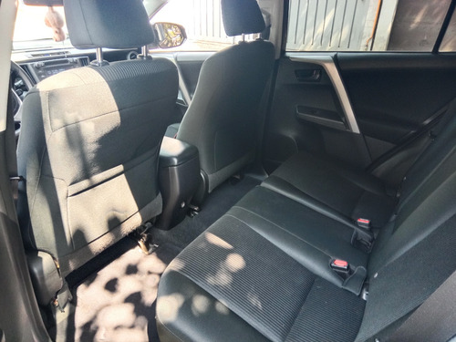 Toyota RAV4 2.5 Le At