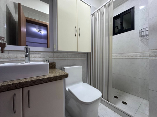 Se Vende Apartamento En La Trigaleña Valencia