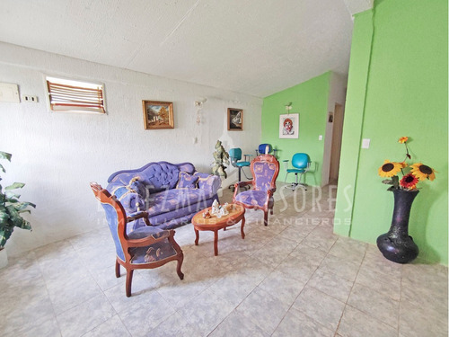 Imagen 6 de 13 de Ledezma Asesores Vende Casa Con Facilidad De Pago En Urb. Marhuanta, Ciudad Bolívar Estado Bolívar - Venezuela.