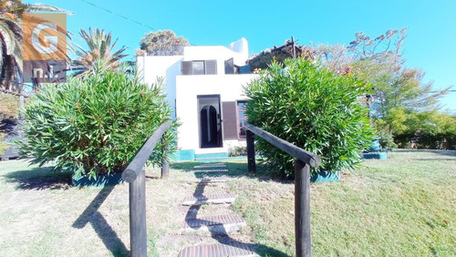Imagen 2 de 14 de Casa En Piriápolis (punta Fría) Ref. 4520
