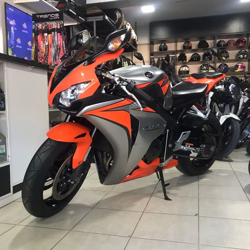 Imagen 2 de 8 de Honda Cbr 1000rr