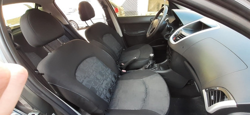 Peugeot 207 2011 1.4 Xr Flex 5p
