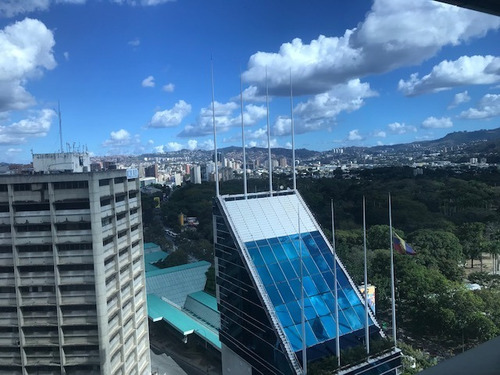 Oficina En Alquiler Los Palos Grandes 546 M2