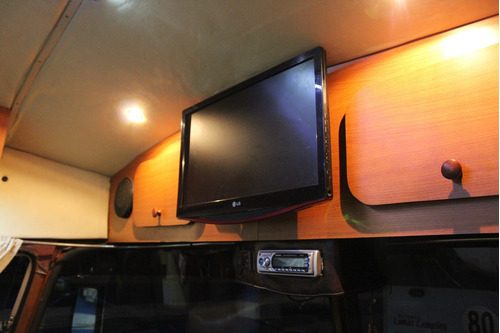 Imagen 4 de 9 de Alquiler De Motorhome (con Chofer)
